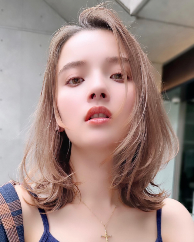 レイヤーボブ髪質改善オリーブベージュ